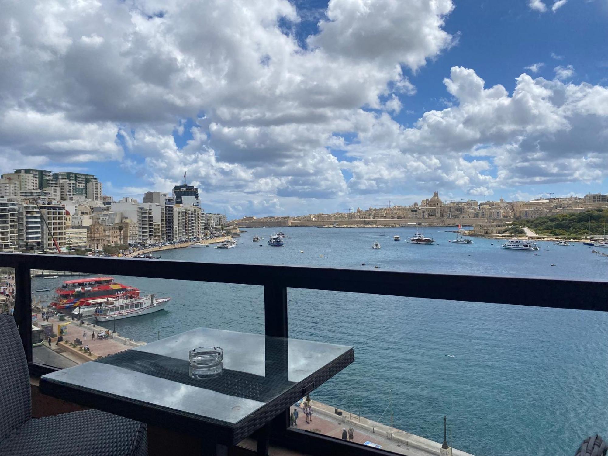 סליאמה Seafront Harbour Haven - Steps To Ferry, Shops And Beaches מראה חיצוני תמונה